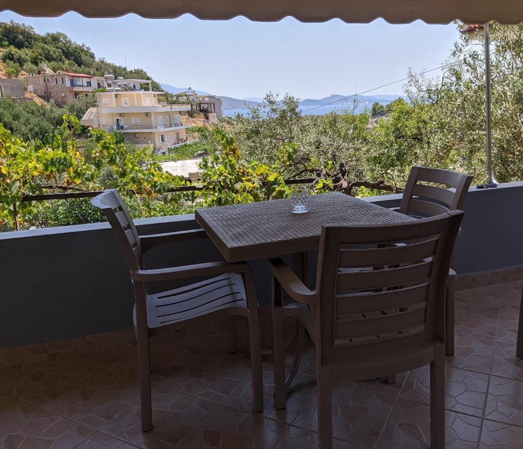 Ohanaa Apartament Sarandë Exteriör bild